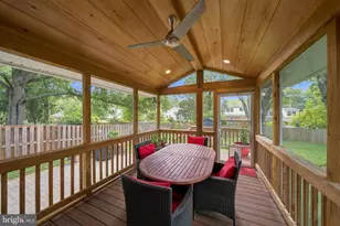 3713 Randolph St, Fairfax, VA 22030 - Photo 3