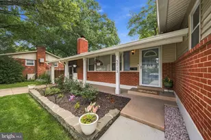 3713 Randolph St, Fairfax, VA 22030 - Photo 5