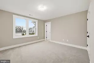 3410 Burrows Ave, Fairfax, VA 22030 - Photo 33