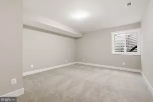 3410 Burrows Ave, Fairfax, VA 22030 - Photo 53