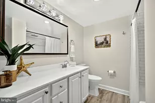 10570 Main St, Fairfax, VA 22030 - Photo 19