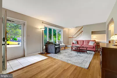 10244 Dale Drive, Fairfax, VA 22030 - Photo 9