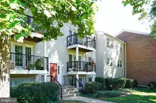 9489 Fairfax Blvd, Fairfax, VA 22031 - Photo 3