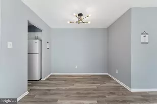 10165 Fair Woods Dr, Fairfax, VA 22030 - Photo 13