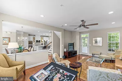 4057 Glendale Way, Fairfax, VA 22030 - Photo 15