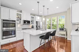 4057 Glendale Way, Fairfax, VA 22030 - Photo 3