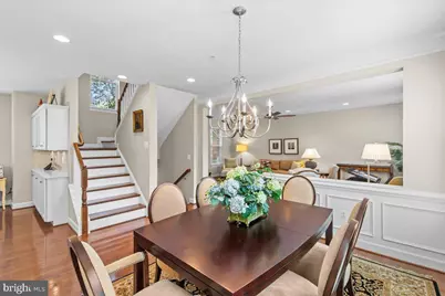 4057 Glendale Way, Fairfax, VA 22030 - Photo 11