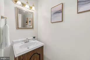 10413 Courthouse Dr, Fairfax, VA 22030 - Photo 13