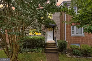 10413 Courthouse Dr, Fairfax, VA 22030 - Photo 33