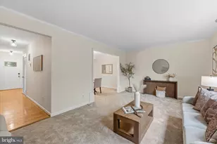 10413 Courthouse Dr, Fairfax, VA 22030 - Photo 11