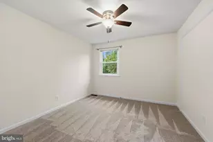 10413 Courthouse Dr, Fairfax, VA 22030 - Photo 19