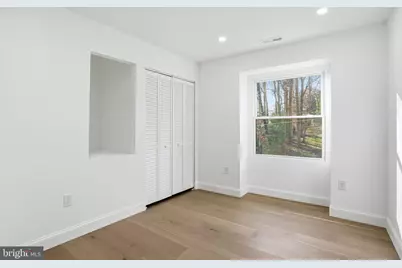 10704 Howerton Avenue, Fairfax, VA 22030 - Photo 19