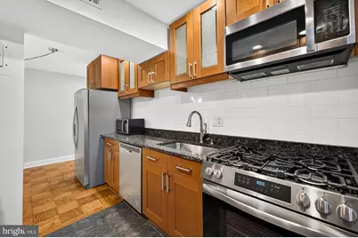 9453 Fairfax Boulevard #204, Fairfax, VA 22031 - Photo 9