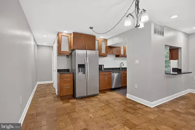 9453 Fairfax Boulevard #204, Fairfax, VA 22031 - Photo 5