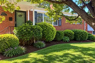 10005 Peterson St, Fairfax, VA 22031 - Photo 1