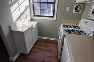 11126 Snug Haven Ln, Fairfax, VA 22030 - Photo 5