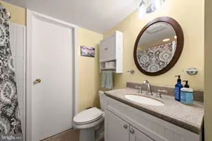 4019 Poplar St, Fairfax, VA 22030 - Photo 37