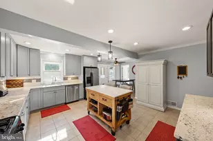4019 Poplar St, Fairfax, VA 22030 - Photo 13