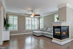 10601 School St, Fairfax, VA 22030 - Photo 13