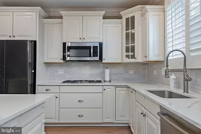 10601 School Street, Fairfax, VA 22030 - Photo 5