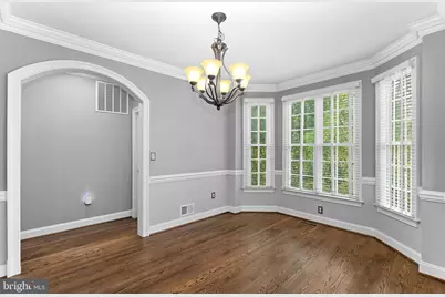 10695 Yorktown Court, Fairfax, VA 22030 - Photo 13