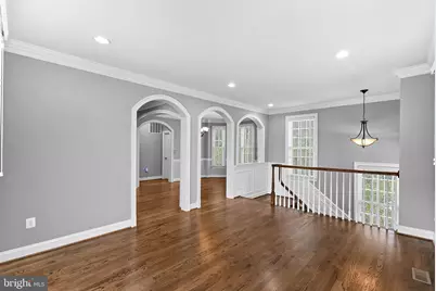 10695 Yorktown Court, Fairfax, VA 22030 - Photo 7