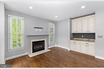 10695 Yorktown Court, Fairfax, VA 22030 - Photo 25