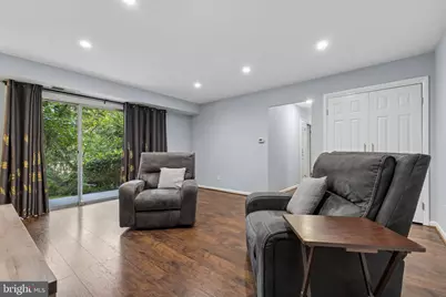 3846 Lyndhurst Drive #102, Fairfax, VA 22031 - Photo 5