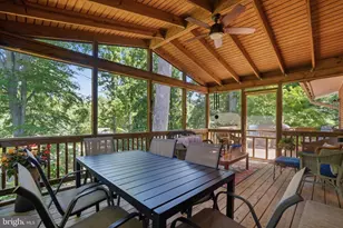 3406 Park Hill Pl, Fairfax, VA 22030 - Photo 37