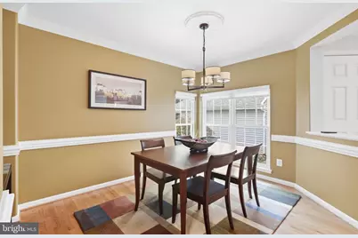 9827 Bolton Village Court, Fairfax, VA 22032 - Photo 17