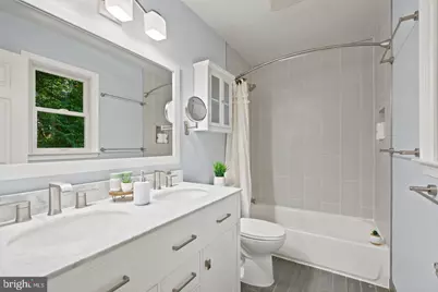 10102 Spring Lake Terrace, Fairfax, VA 22030 - Photo 23