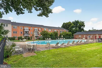 9453 Fairfax Boulevard #204, Fairfax, VA 22031 - Photo 19