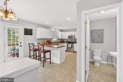 573 Pointe Drive, Harrisonburg, VA 22801 - Photo 5