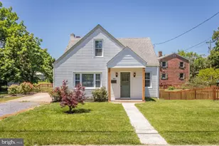 131 S Willow St, Harrisonburg, VA 22801 - Photo 1