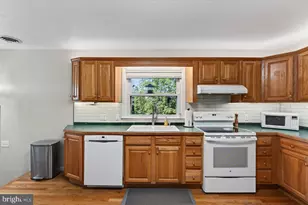 1222 Woodcrest Cir, Harrisonburg, VA 22801 - Photo 21