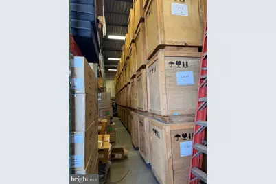 8616 Phoenix Drive, Manassas, VA 20110 - Photo 3