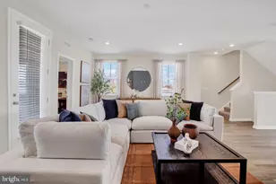 9683 Swallowtail Ln, Manassas, VA 20110 - Photo 11