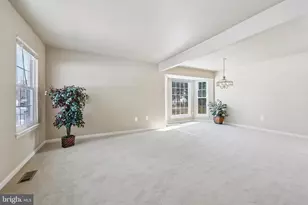 9395 Cloverhill Ct, Manassas, VA 20110 - Photo 13