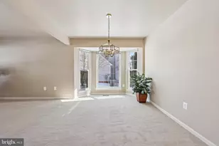 9395 Cloverhill Ct, Manassas, VA 20110 - Photo 17