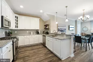 9677 Swallowtail Ln, Manassas, VA 20110 - Photo 11