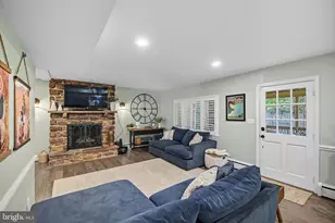 9105 Ewell St, Manassas, VA 20110 - Photo 39