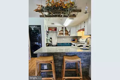 9200 Azure Court #201, Manassas, VA 20110 - Photo 7