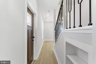 9204 Douglas St, Manassas, VA 20110 - Photo 5