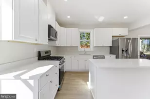 9204 Douglas St, Manassas, VA 20110 - Photo 15