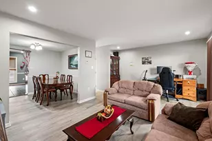 8436 Willow Glen Ct, Manassas, VA 20110 - Photo 3