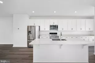 10130 Queens Wy, Manassas, VA 20110 - Photo 15