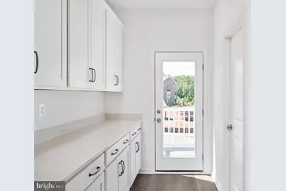 10130 Queens Way, Manassas, VA 20110 - Photo 17