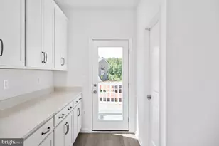 10130 Queens Wy, Manassas, VA 20110 - Photo 17