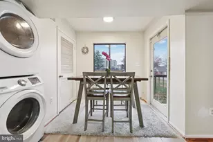 8374 Buttress Ln, Manassas, VA 20110 - Photo 7