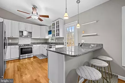 10286 S Grant Avenue, Manassas, VA 20110 - Photo 9